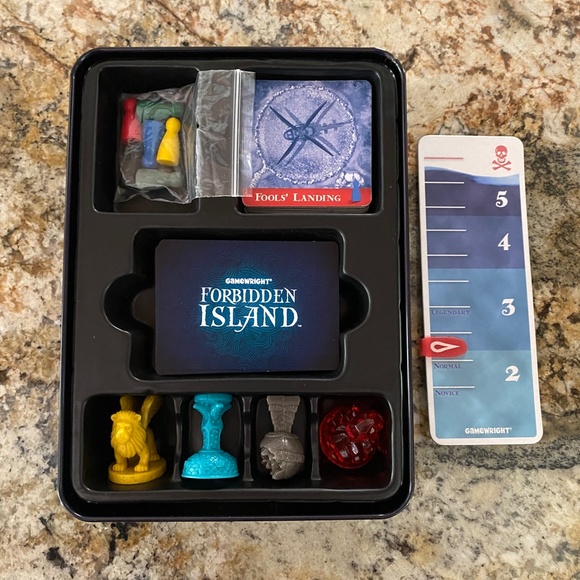5 for $15 🦋 GAMEWRIGHT | Forbidden Island Game - Picture 4 of 5